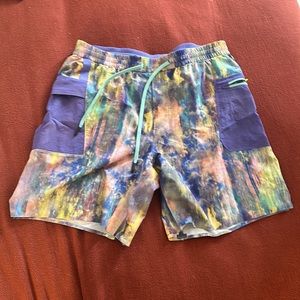 Lululemon Water repellent hiking shorts 8”